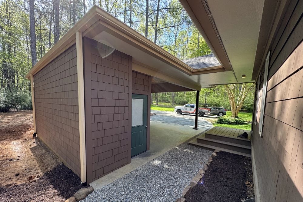 hardie-straight-shake-storage-room-chapel-hill